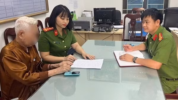 Giả danh Công an thông báo vợ phạm tội để lừa chồng chuyển tiền