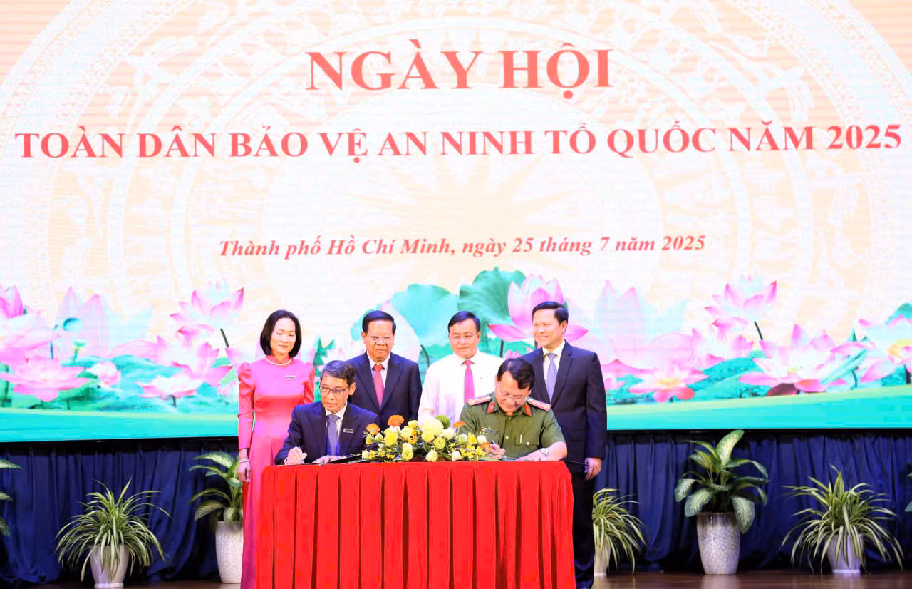TP Hồ Chí Minh có “thế trận lòng dân” vững chắc -0