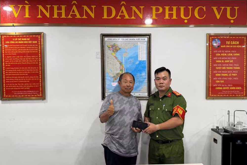 cang hkqt 1.jpg -0