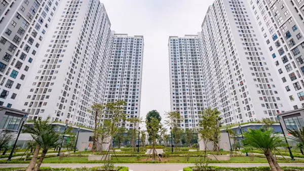Thị trường căn hộ chung cư: Nguồn cung tăng nhưng giá cũng leo thang