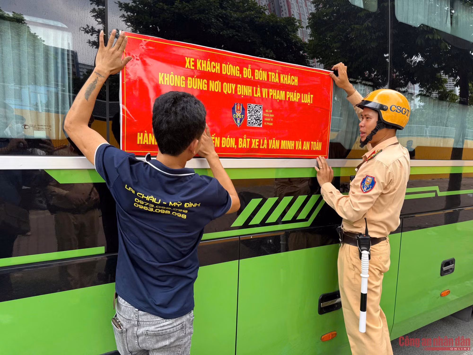 CSGT Hà Nội kiểm soát phương tiện kinh doanh vận tải, xử phạt nhiều tài xế dùng điện thoại khi đang lái xe -8