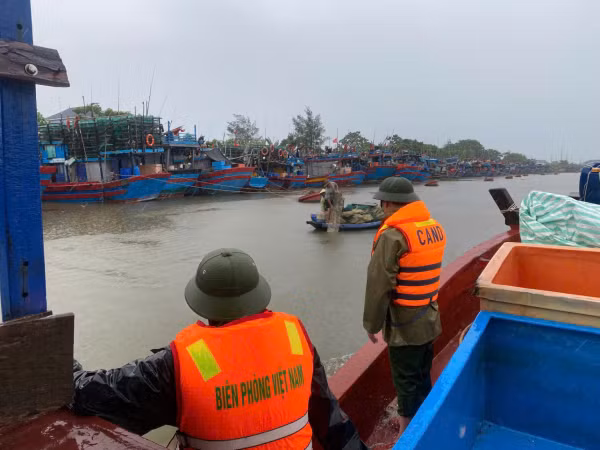 Sẵn sàng ứng phó với bão số 3 -0