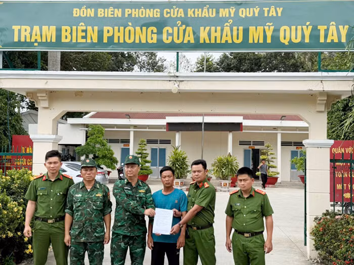 Gây trọng án rồi trốn qua biên giới vẫn không thoát -0