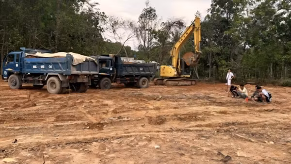 Bắt quả tang 3 đối tượng khai thác khoáng sản trái phép tại đặc khu Phú Quốc