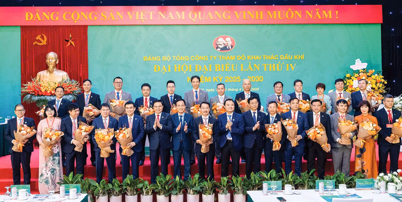 Petrovietnam: Khát vọng vươn mình từ những đại hội -0