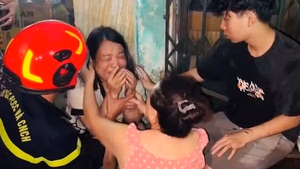 Cứu 5 người thoát khỏi đám cháy trong đêm