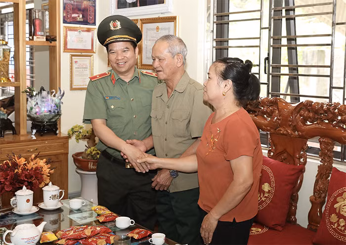 Công an các đơn vị, địa phương tri ân nhân ngày Thương binh, Liệt sĩ -0