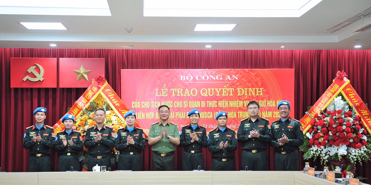 6 sĩ quan CAND thực hiện nhiệm vụ gìn giữ hòa bình tại Phái bộ MINUSCA -0