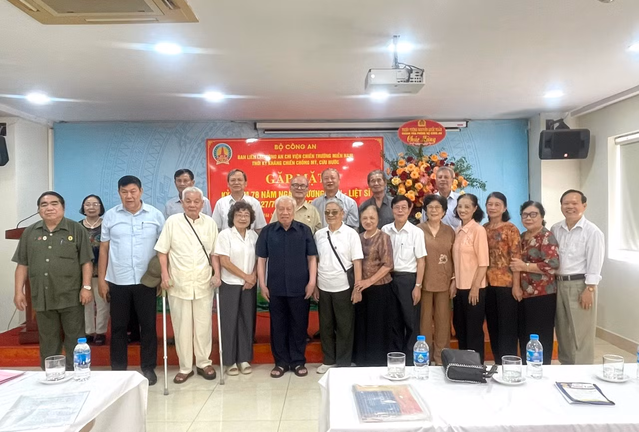 Tri ân 70 hội viên thương binh, gia đình liệt sĩ trong Ban liên lạc Công an chi viện chiến trường miền Nam -0