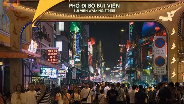 Sản phẩm du lịch đêm nhiều tiềm năng ở TP Hồ Chí Minh