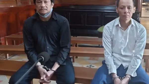 Bán ma túy trong phòng ngủ ảnh 2