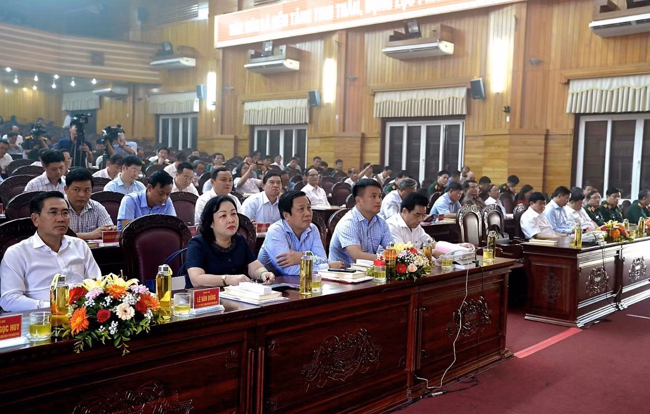 Phát huy vai trò của báo chí, xuất bản, văn học-nghệ thuật -0