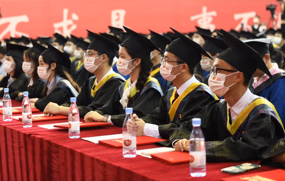 Khi người giỏi…thất nghiệp: Xu hướng tìm việc mới của giới trẻ Trung Quốc -0