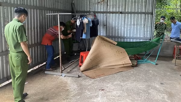 Người phụ nữ tử vong tại sân nhà bạn với nhiều vết thương trên đầu