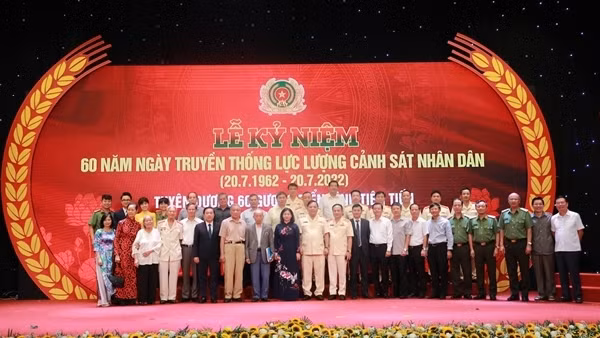 Thứ trưởng Trần Quốc Tỏ làm việc tại Công an TP Đà Nẵng ảnh 6
