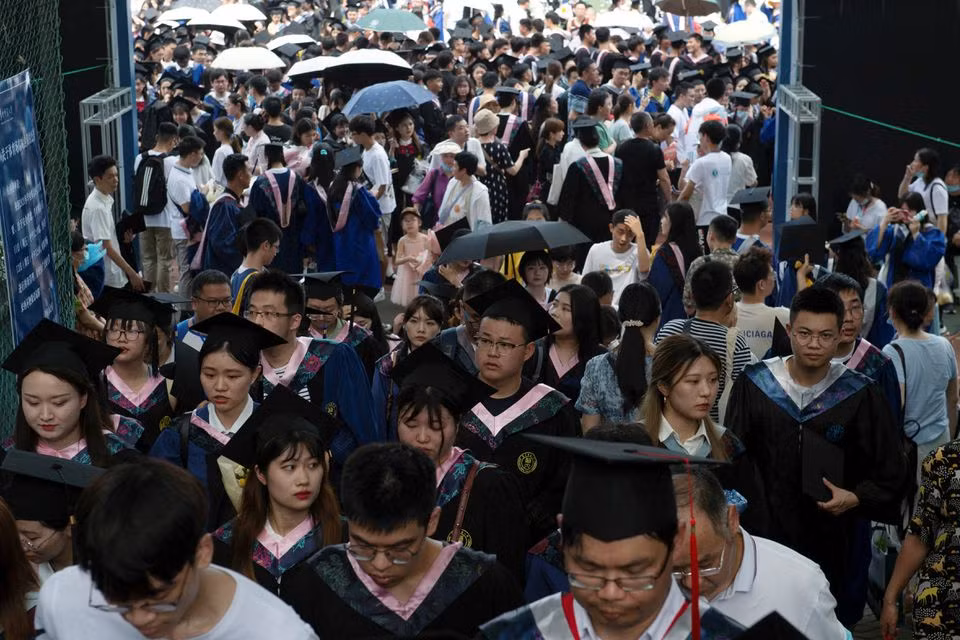 Khi người giỏi…thất nghiệp: Xu hướng tìm việc mới của giới trẻ Trung Quốc -0