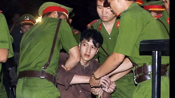 Triệt phá đường dây khai thác gỗ trái phép ở Vườn quốc gia Yok Đôn (kỳ 6) ảnh 2