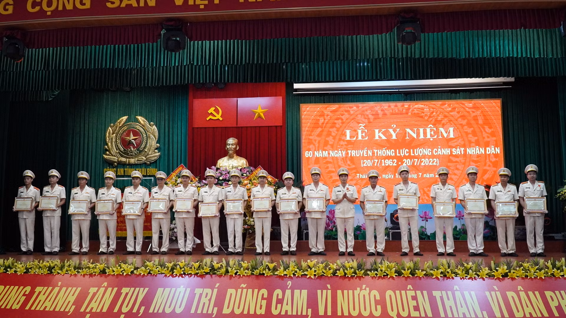Lực lượng Cảnh sát Thái Bình luôn trung thành với Đảng, với Tổ quốc và Nhân dân -0
