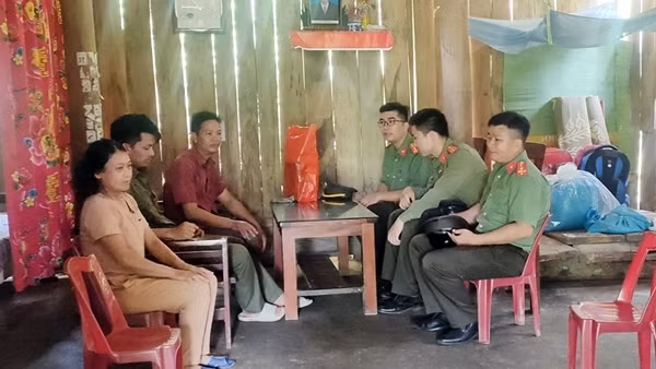 Điểm sáng trong xóa bỏ tổ chức bất hợp pháp Dương Văn Mình