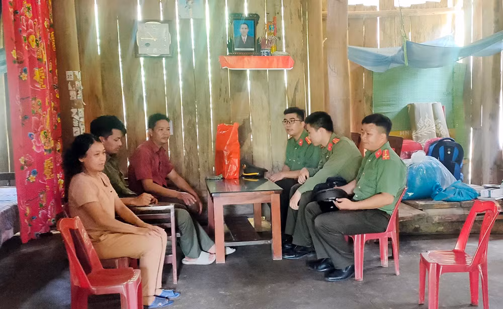 Điểm sáng trong xóa bỏ tổ chức bất hợp pháp Dương Văn Mình -0