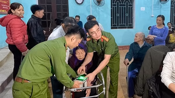 Tính nhân văn cao đẹp của người Cảnh sát nhân dân