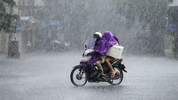 Cả nước mưa giông, Hà Nội cảnh báo ngập nhiều nơi ảnh 2