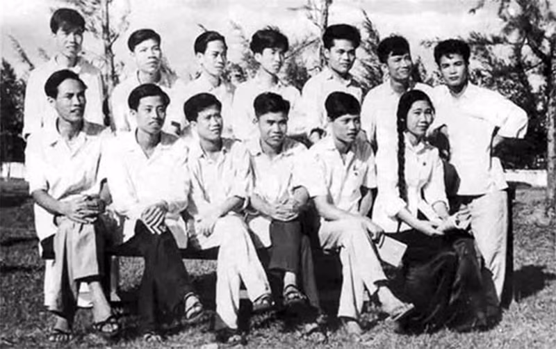 Nhớ mãi người bạn ấy -0