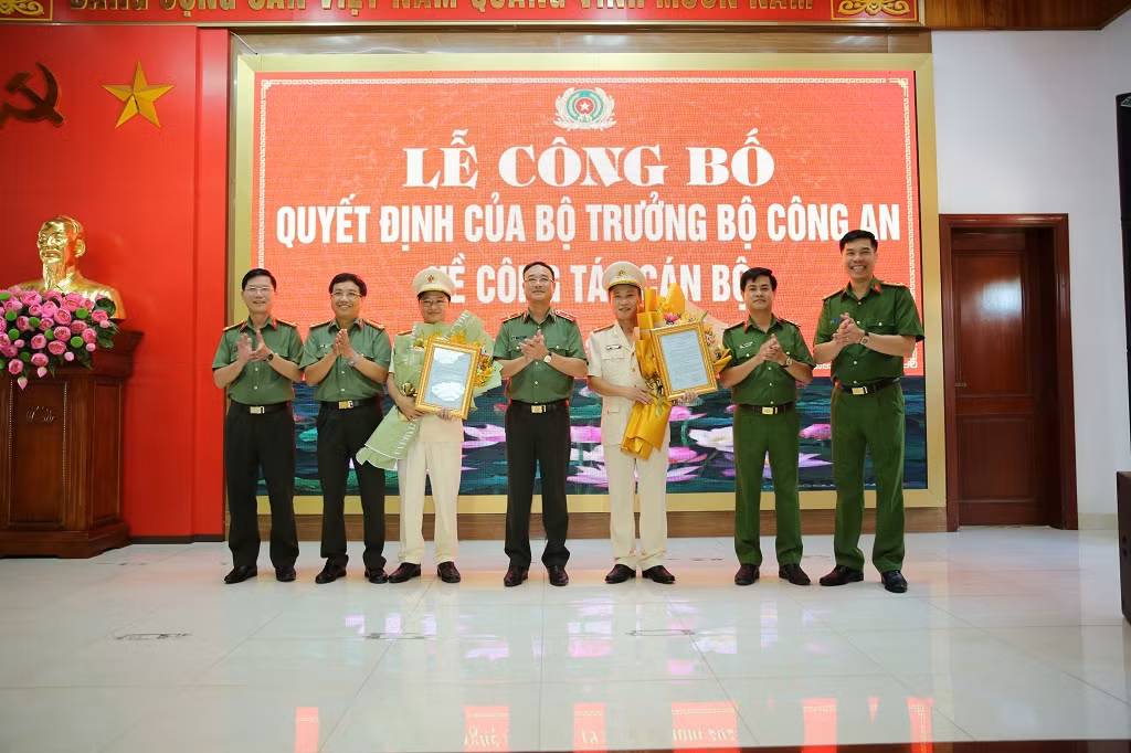 Công an Nghệ An có 2 tân Phó giám đốc -0