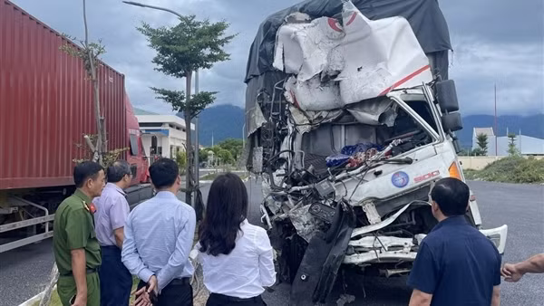 Khởi tố tài xế xe tải gây tai nạn khiến 3 người tử vong