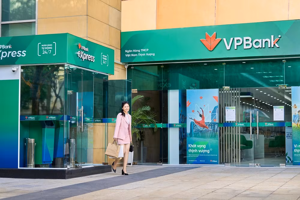 VPBank ra mắt siêu phẩm vay kinh doanh - Combo Business với lãi suất chỉ từ 5,7%/năm -0