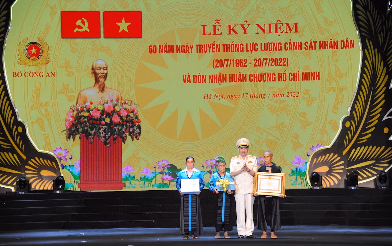 Xứng đáng là đội quân anh hùng của dân tộc Việt Nam anh hùng -1