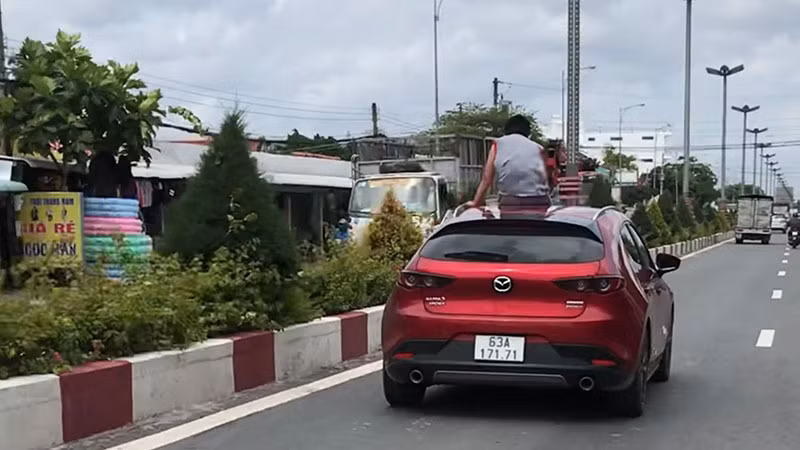 videocapture_20220714-154422.jpg -0