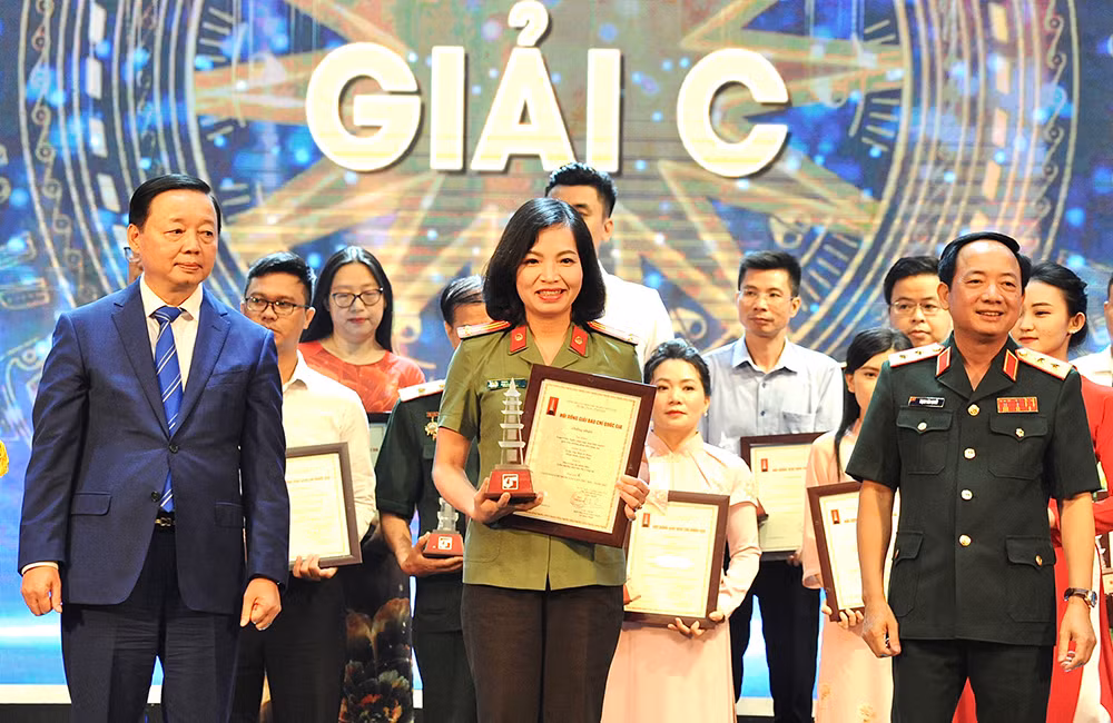 22 - Đoạt giải Báo chí Quốc gia từ chỉ đạo của đồng chí Thứ trưởng -0