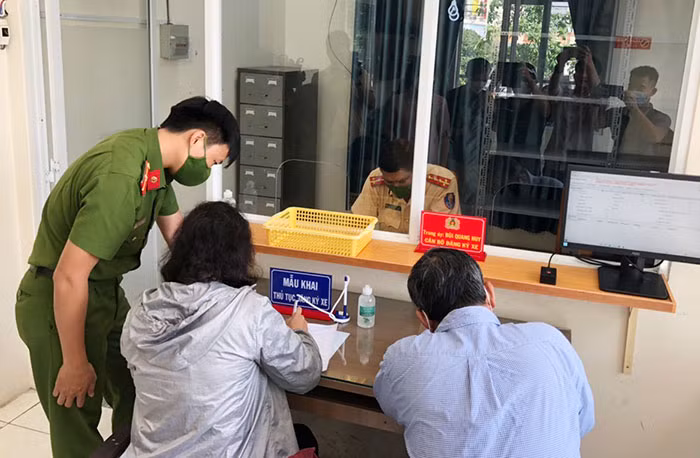 Trang 15: Thực hiện Đề án 06 ở thành phố mang tên Bác -0