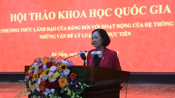 “Đổi mới phương thức lãnh đạo của Đảng đối với hoạt động của hệ thống chính trị”
