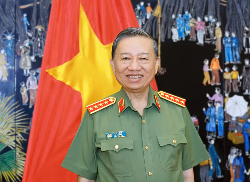 Cảnh sát nhân dân Việt Nam: “Mưu trí, dũng cảm, vì nước, vì dân quên thân phục vụ” -0