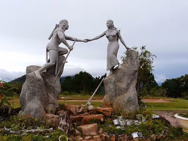 Giải ngộ nhận folklore về Lang Biang -0