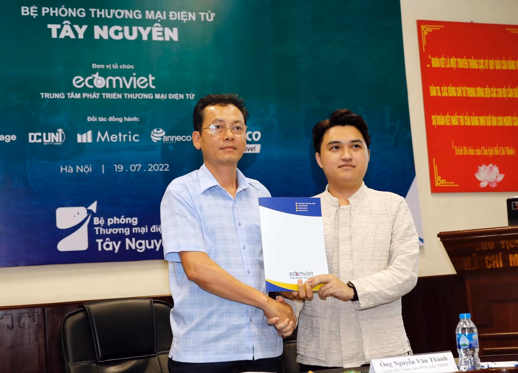 Phát động Chương trình “Bệ phóng Thương mại điện tử Tây Nguyên” -0