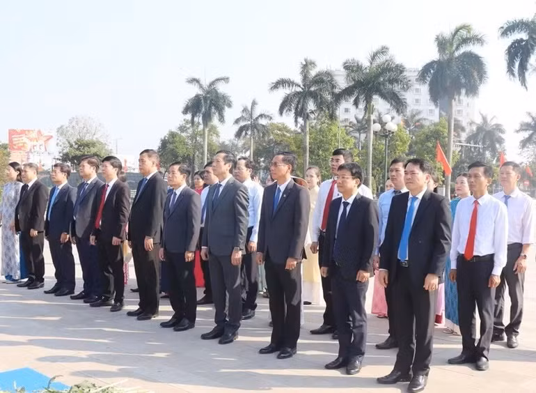 Kỷ niệm 119 năm Ngày sinh Tổng Bí thư Lê Duẩn -0