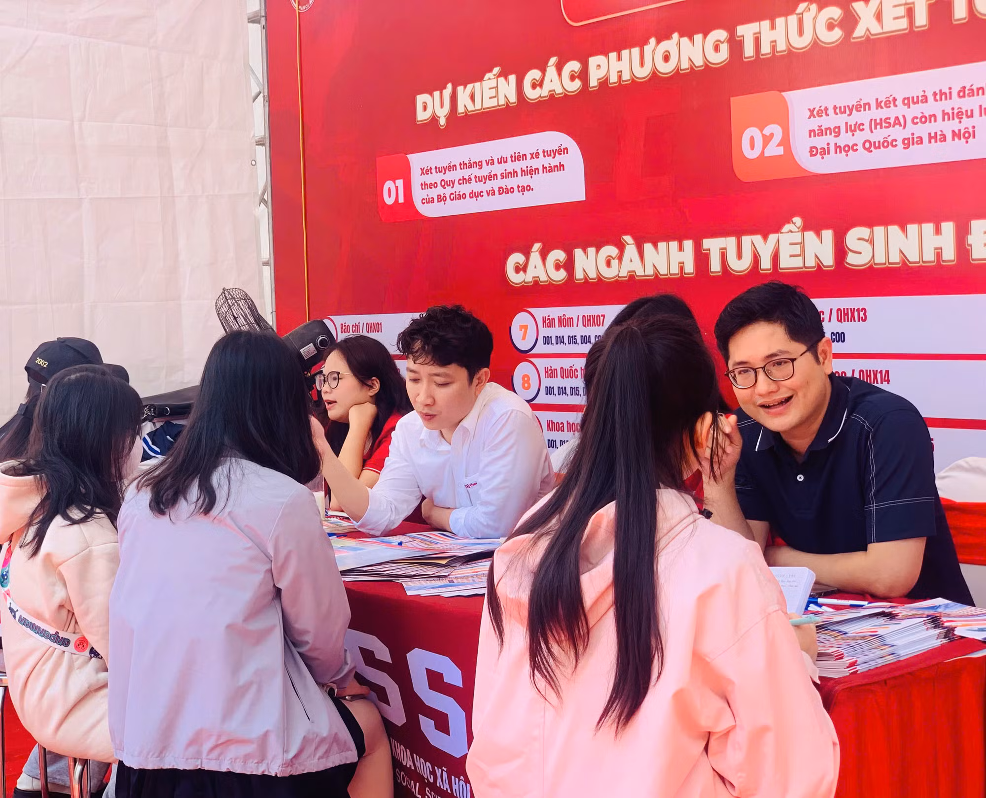 “Nở rộ” các ngành học mới: Chọn sao cho đúng? -0