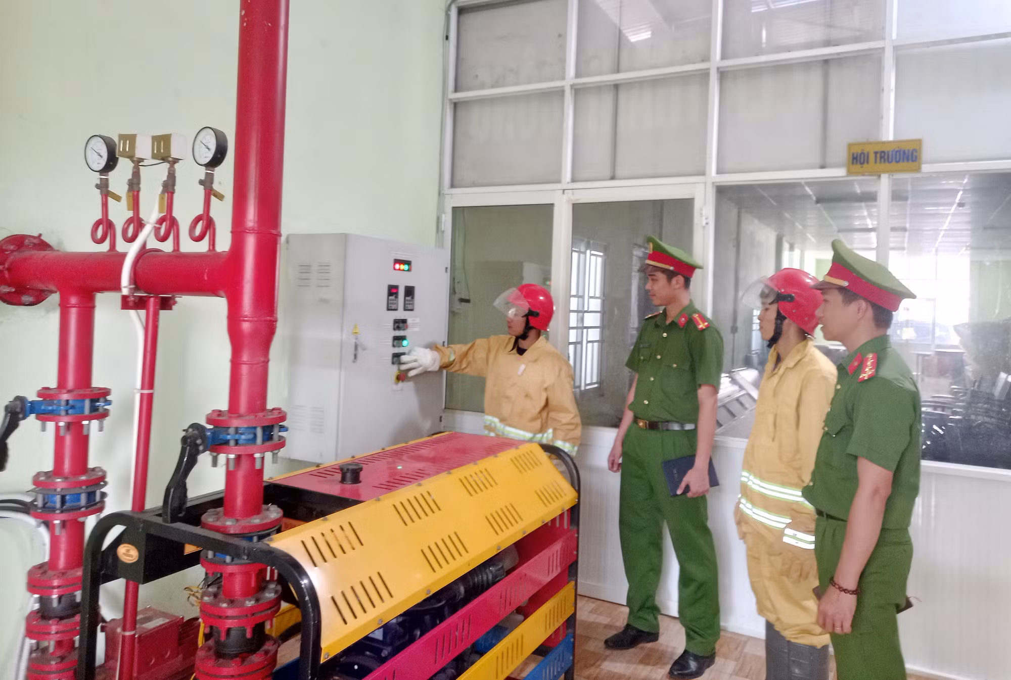 Siết chặt phòng cháy tại các Khu công nghiệp phía Đông Đắk Lắk -0