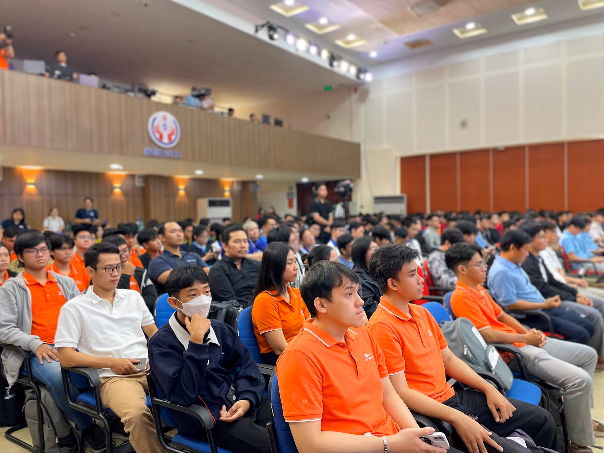 TP Hồ Chí Minh phát động cuộc thi thiết kế vi mạch cho đô thị thông minh -0