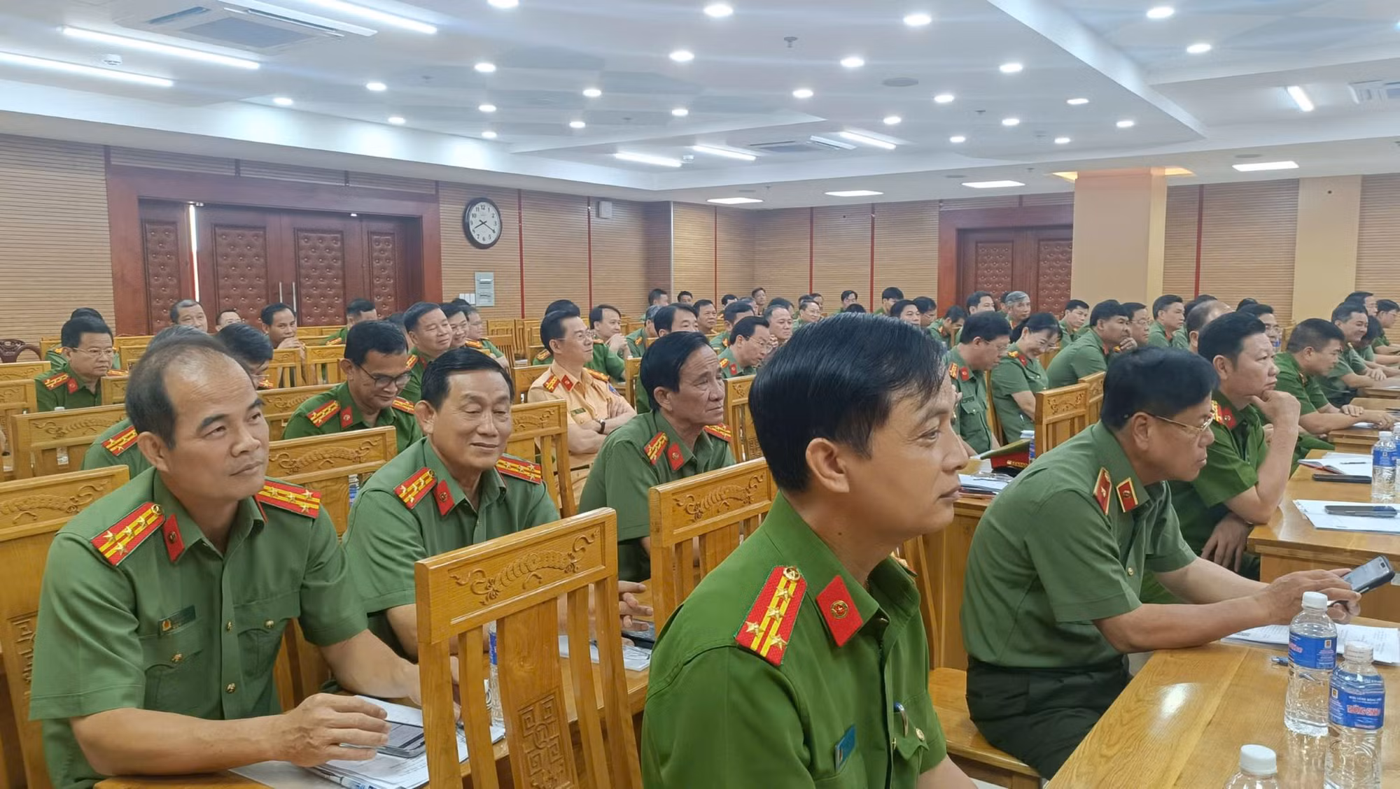 Nâng cao hiệu quả công tác điều lệnh, quân sự, giữ vững kỷ cương, kỷ luật trong CAND -0