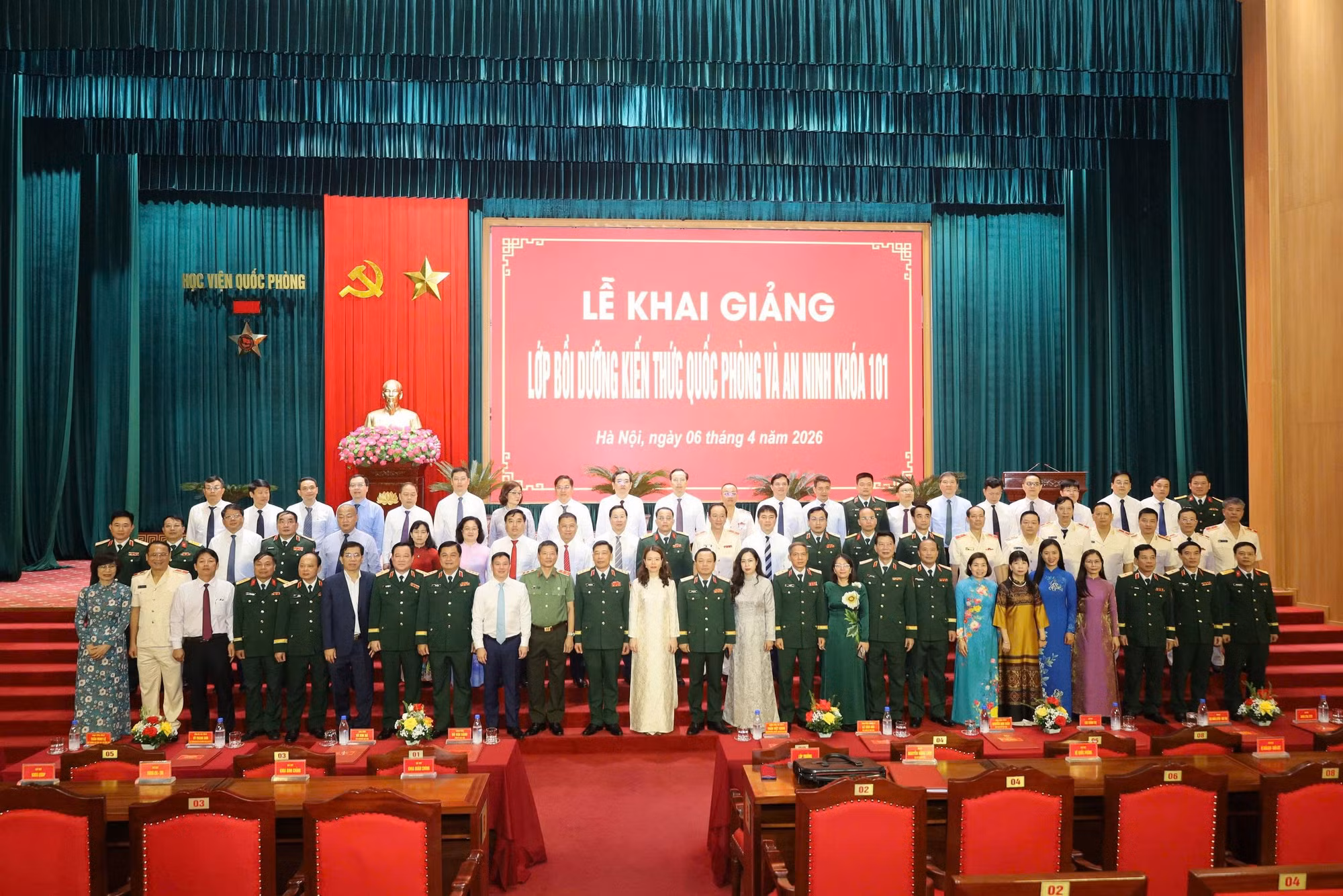 Khai giảng lớp Bồi dưỡng kiến thức quốc phòng an ninh khóa 101 -0