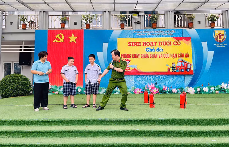 Tăng cường tuyên truyền PCCC cho học sinh tiểu học: Nền tảng xây dựng ý thức an toàn từ sớm -0