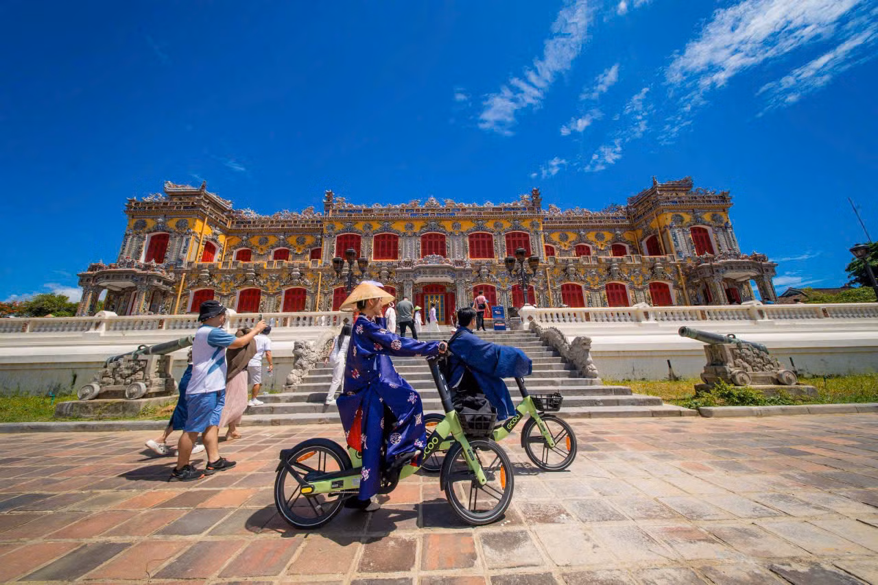 Bài 4: Những điểm đến nổi tiếng của thế giới không tiếng động cơ -0