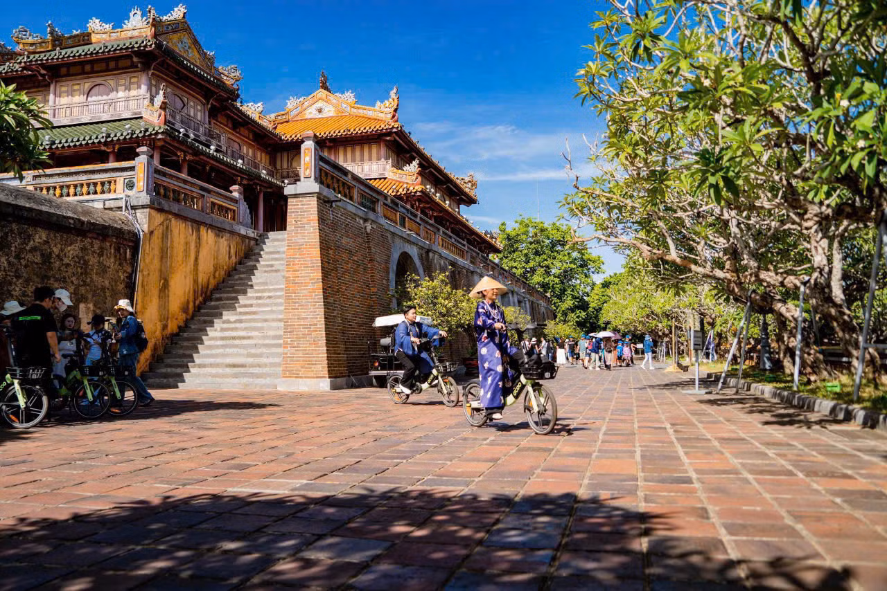 Bài 4: Những điểm đến nổi tiếng của thế giới không tiếng động cơ -0