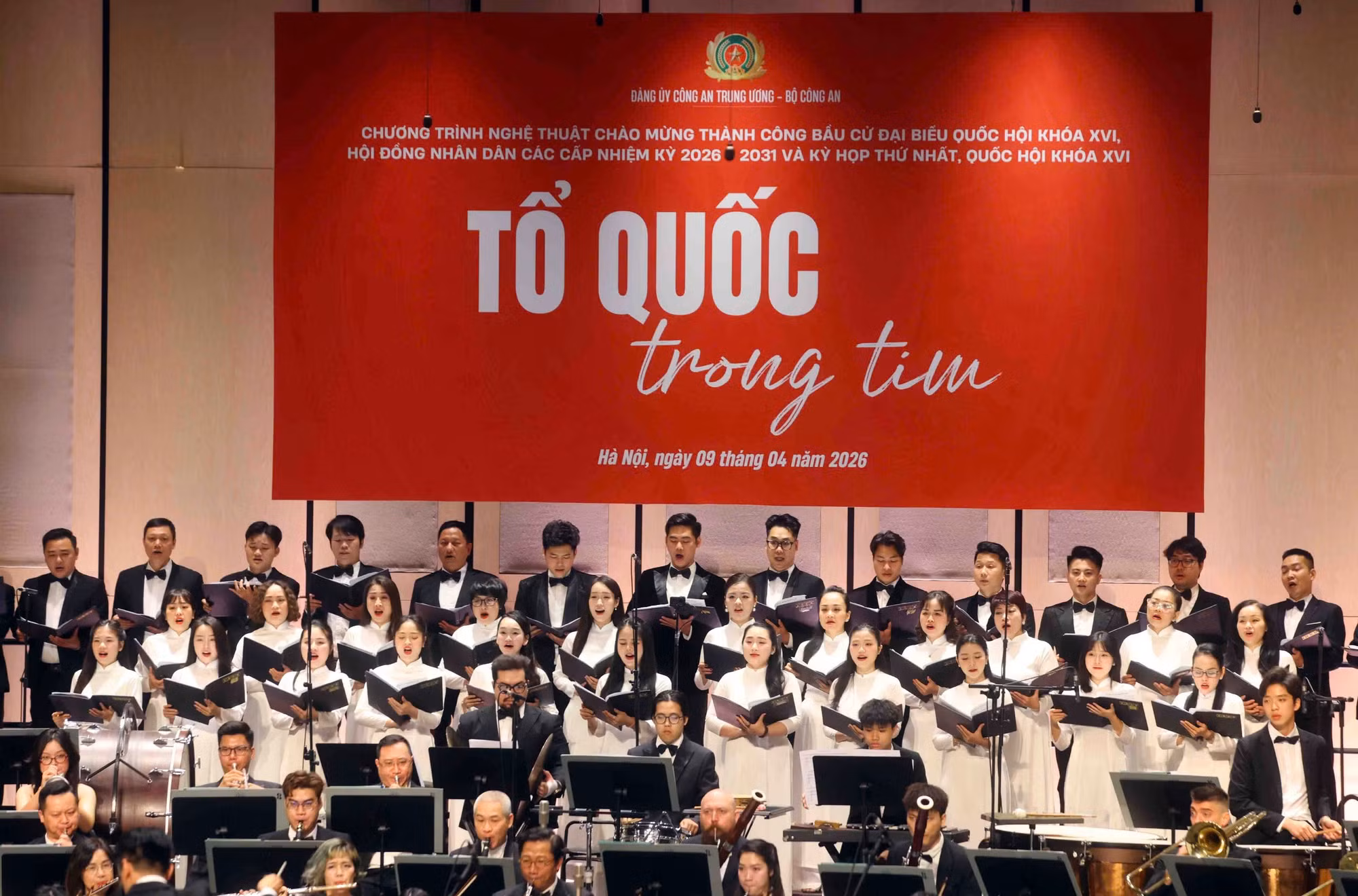Tổng Bí thư, Chủ tịch nước Tô Lâm dự chương trình “Tổ quốc trong tim” -0