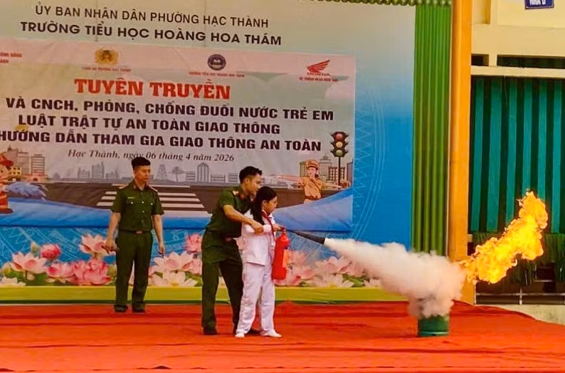 Dựng ‘lá chắn’ an toàn cho học sinh -0