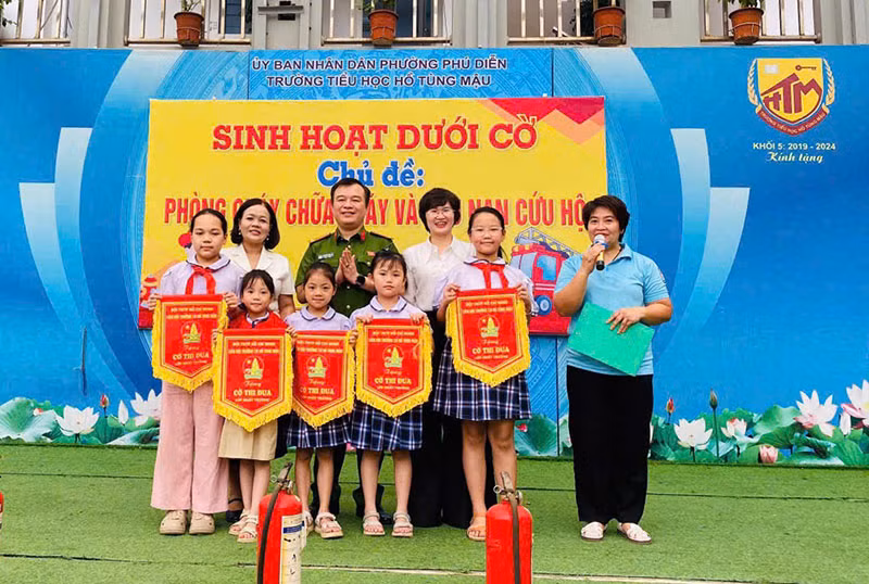 Tăng cường tuyên truyền PCCC cho học sinh tiểu học: Nền tảng xây dựng ý thức an toàn từ sớm -0